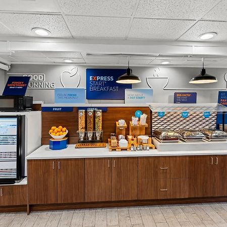 Holiday Inn Express Saint Simons Island By Ihg St. Simons Island Екстер'єр фото