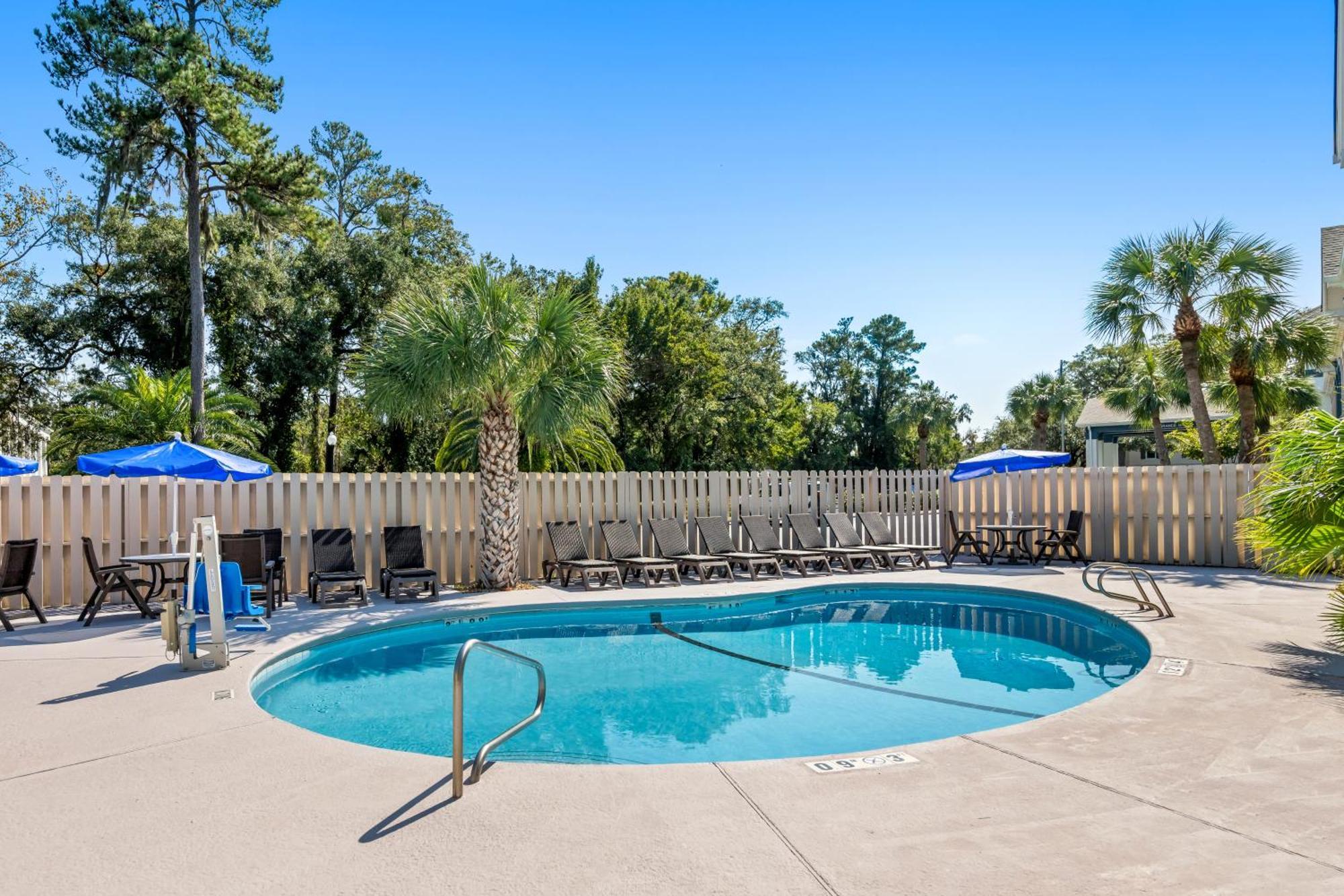 Holiday Inn Express Saint Simons Island By Ihg St. Simons Island Екстер'єр фото